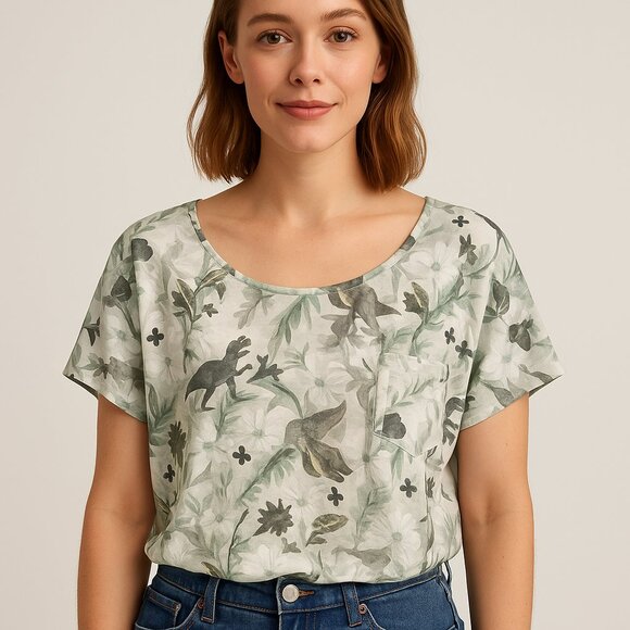 Jurassic Park Women’s Short Sleeve Dino Graphic Button Back Shirt Size 1/14-16 - Picture 1 of 7